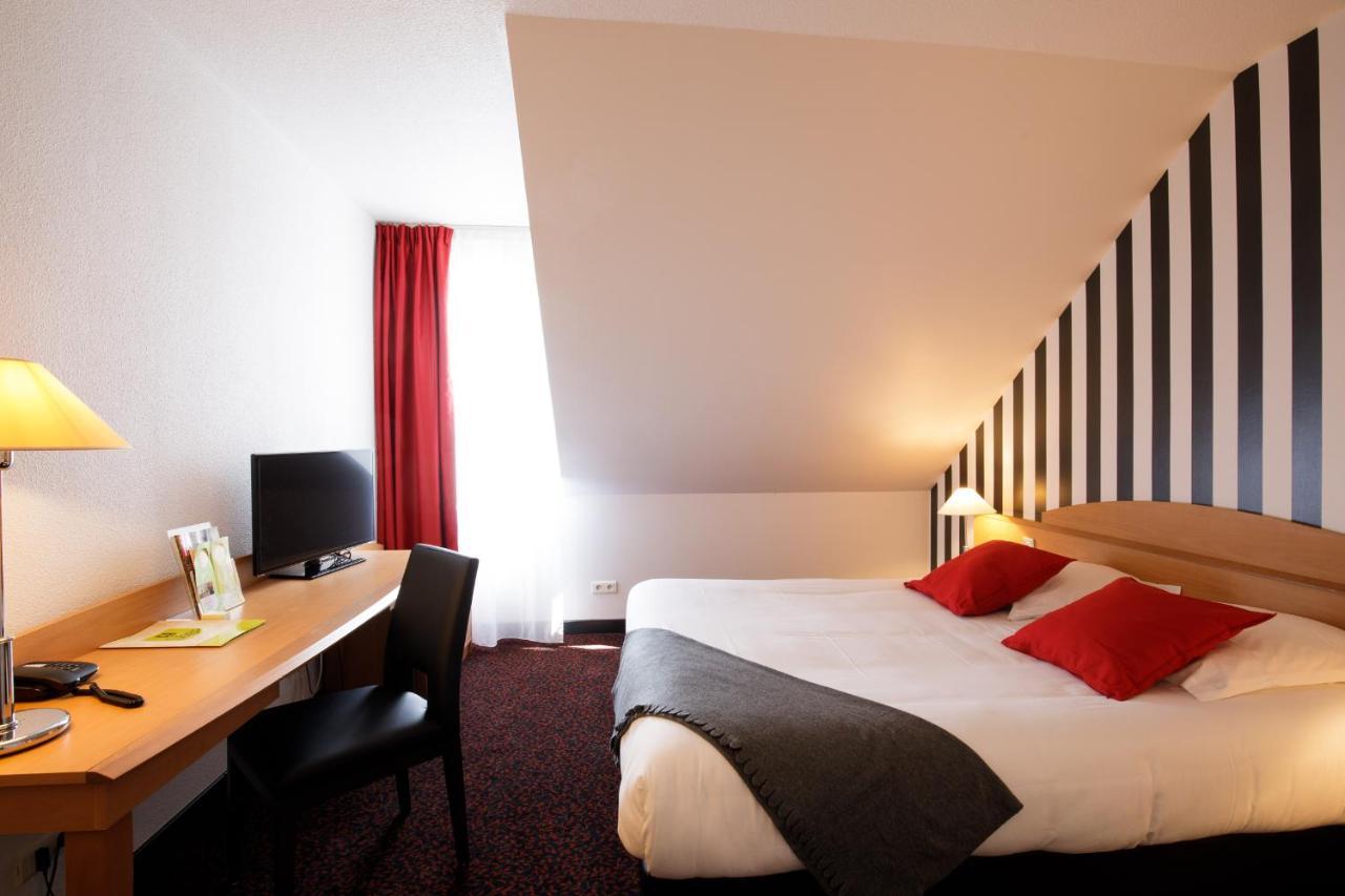 Logis Hotel L'Oree De Chartres - Barjouville Dış mekan fotoğraf