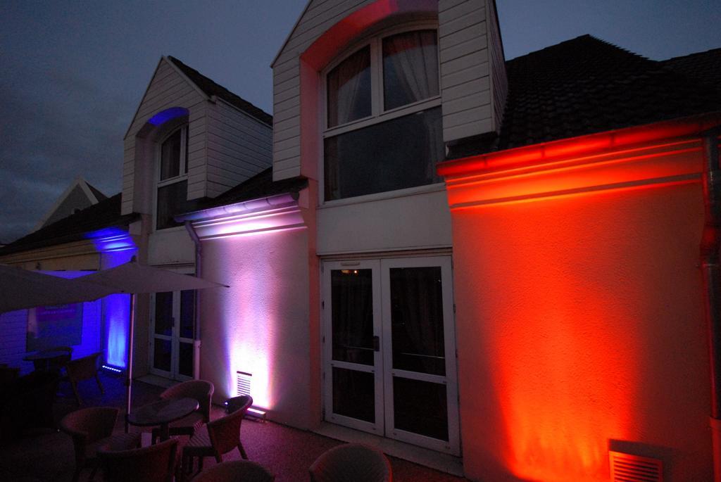 Logis Hotel L'Oree De Chartres - Barjouville Dış mekan fotoğraf